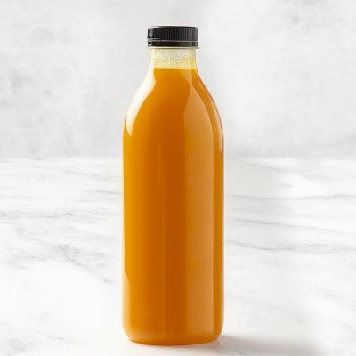 Botella de 1l de zumo de naranja natural